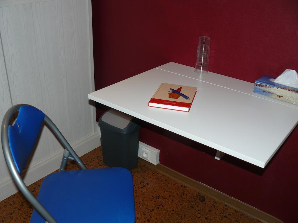 Diepenbeek B&B Jo - Li الغرفة الصورة
